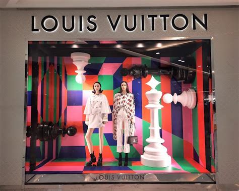 Louis Vuitton showcase 2022